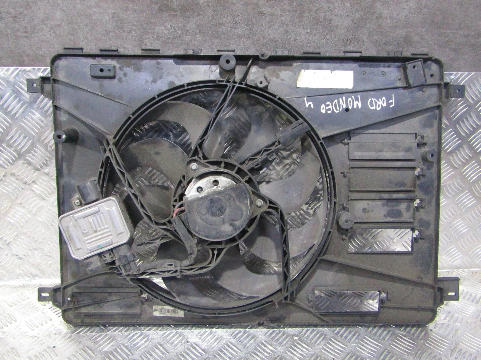вентилятор охлаждения Ford Mondeo 4