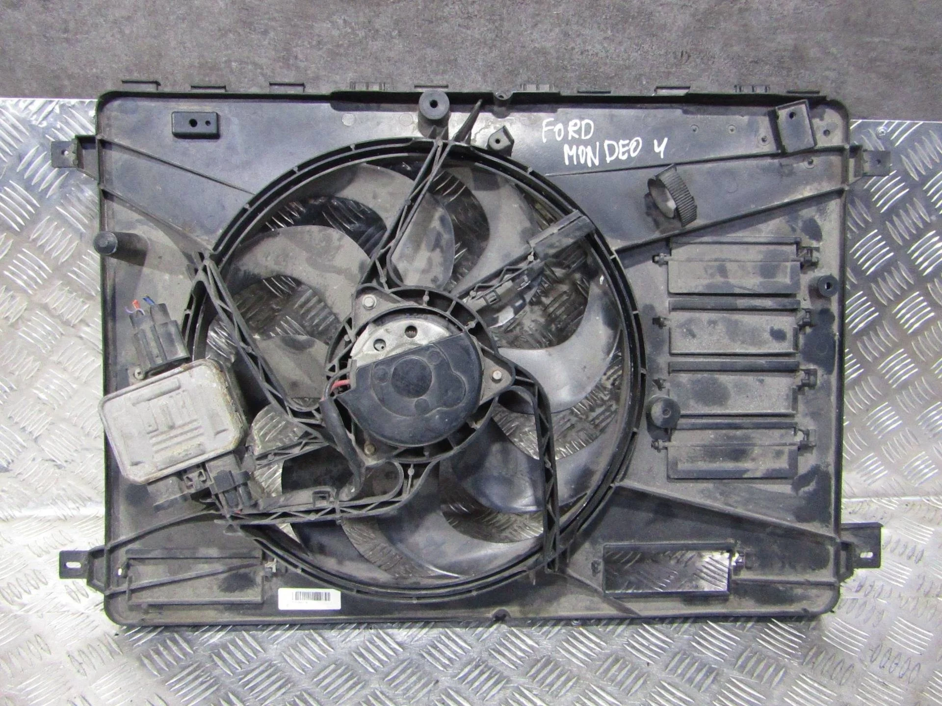 вентилятор охлаждения Ford Mondeo 4