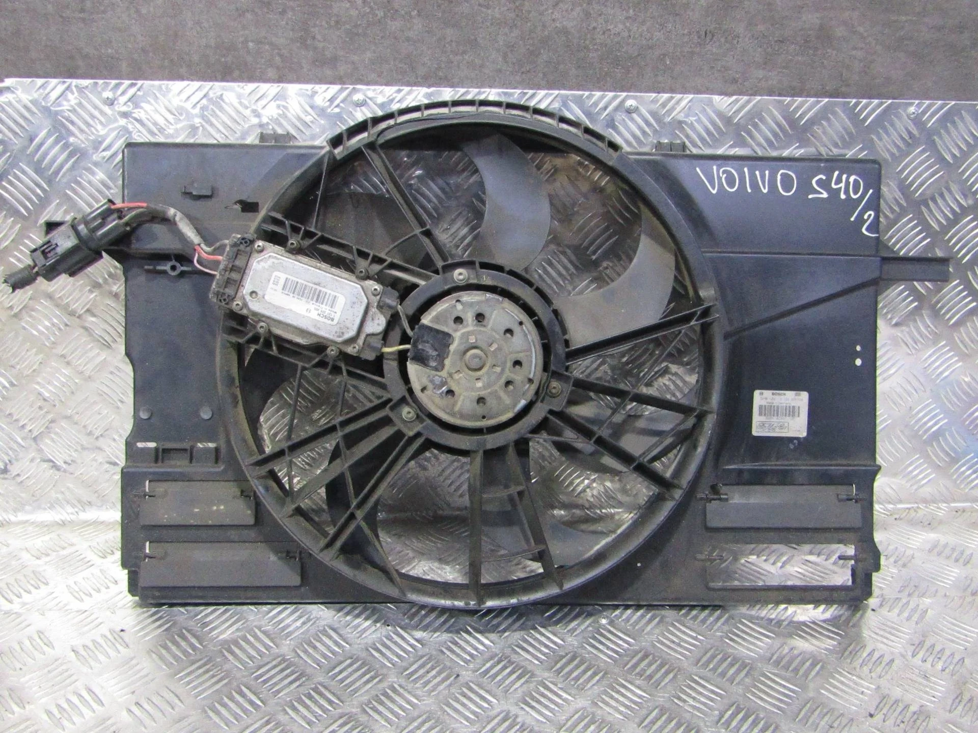 вентилятор охлаждения Volvo S40 2