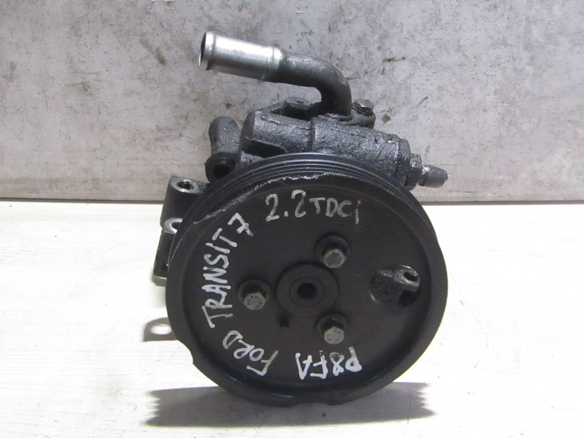 насос гидроусилителя руля Ford Transit 7