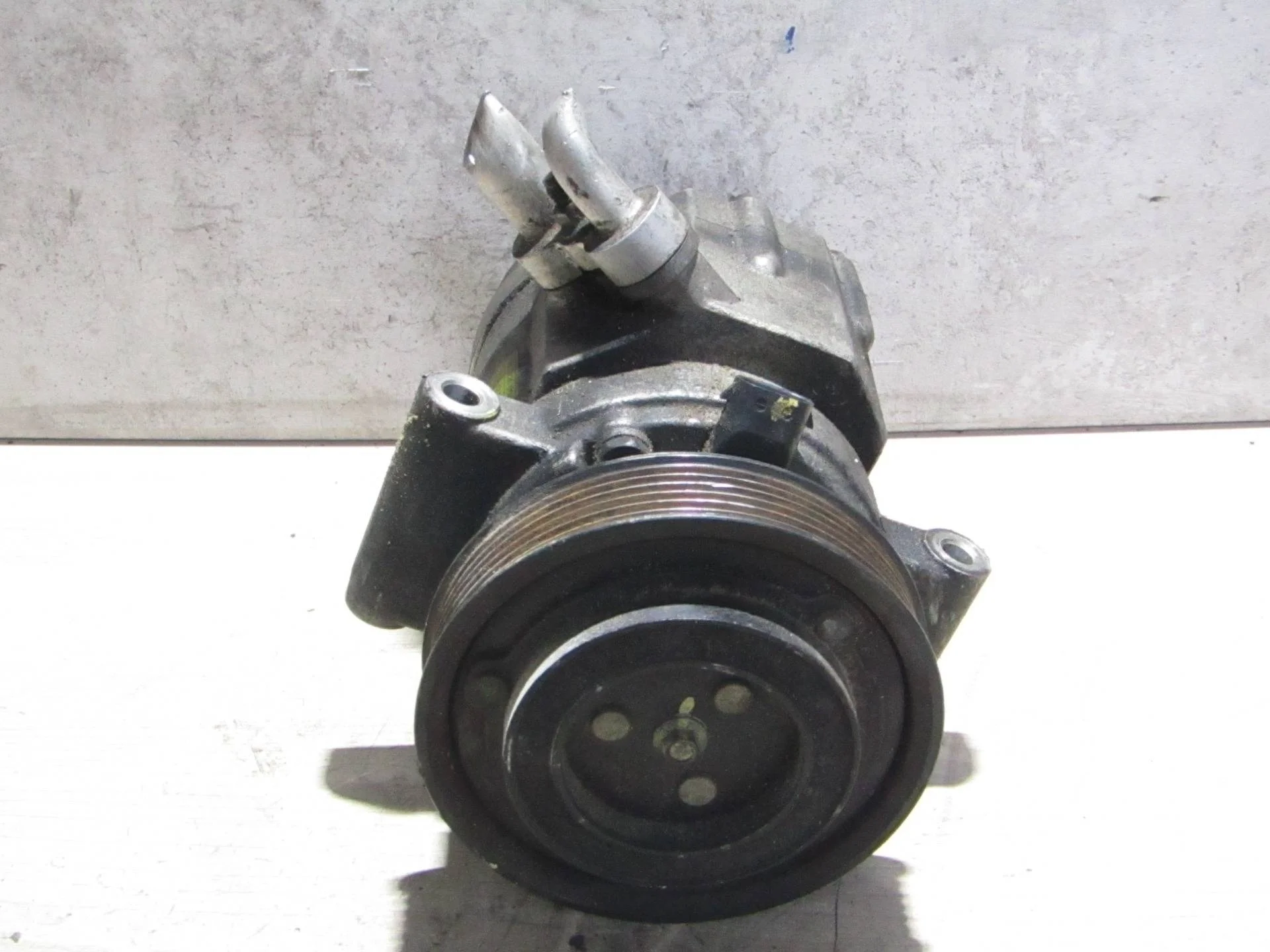 компрессор кондиционера Chevrolet Captiva