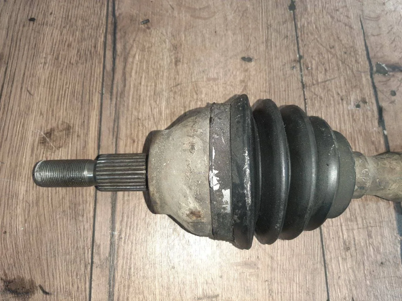 полуось передняя правая Ford Kuga 2