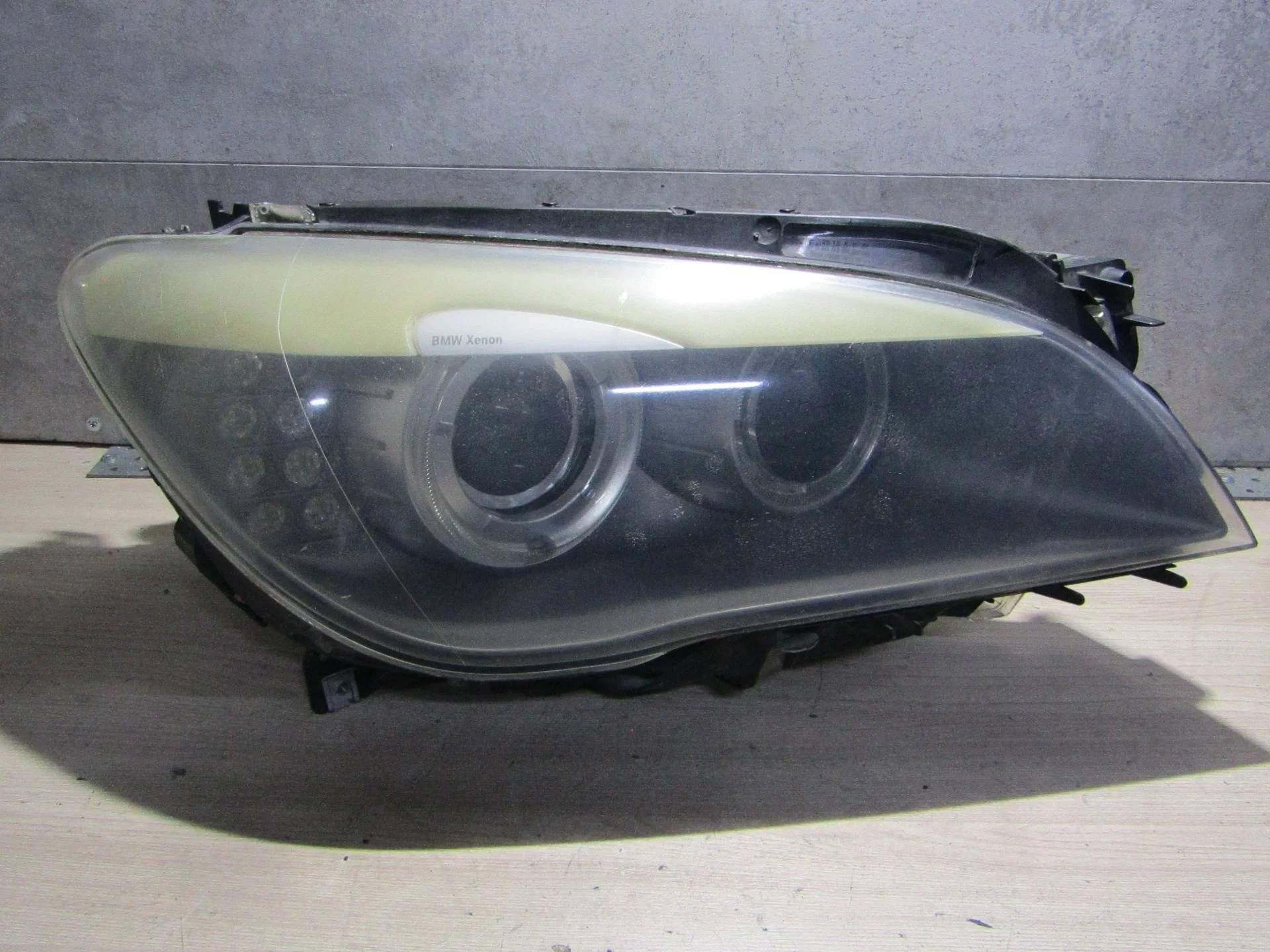 фара правая BMW 7 F01/F02