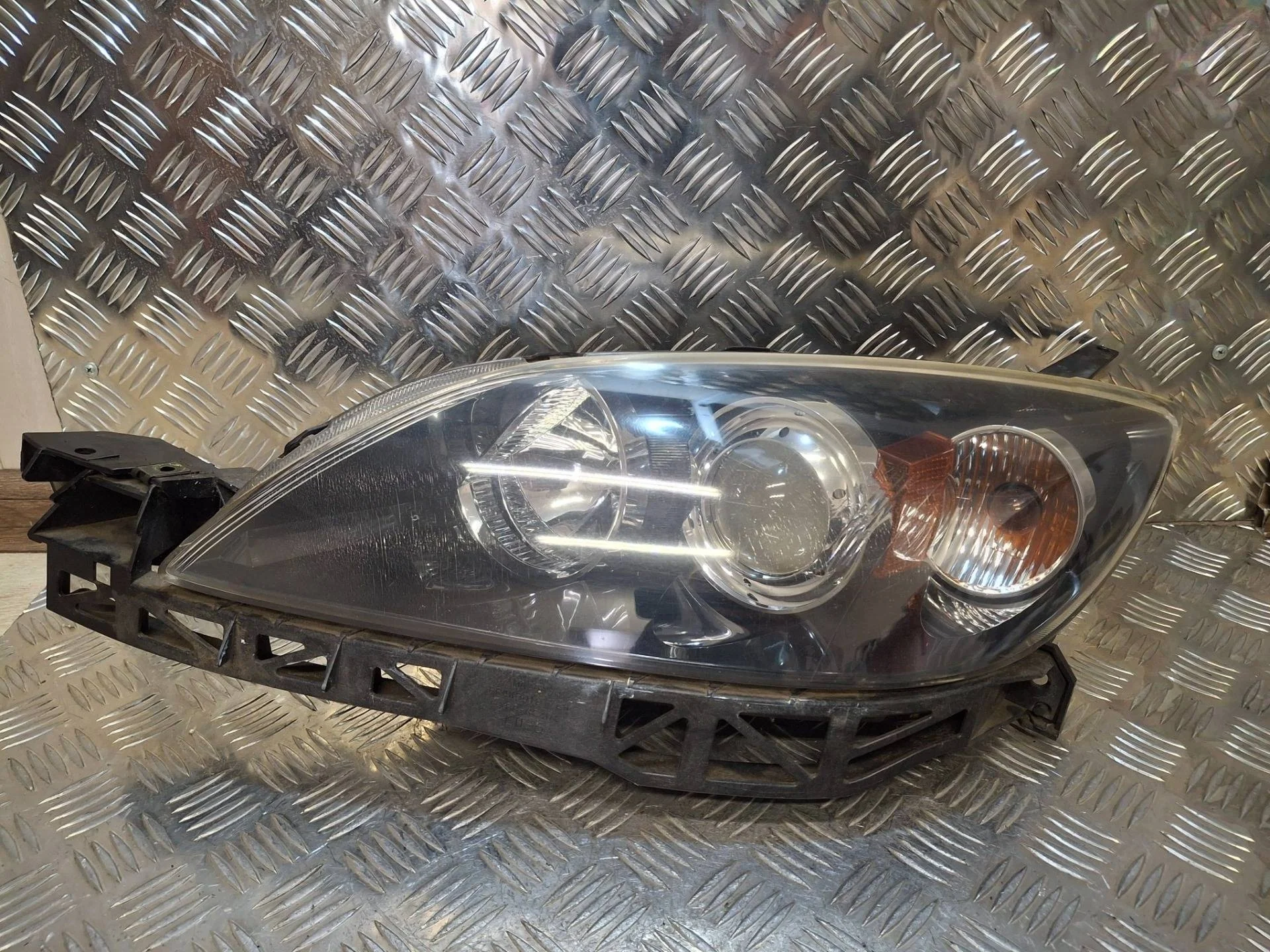 фара левая Mazda 3 BK BK