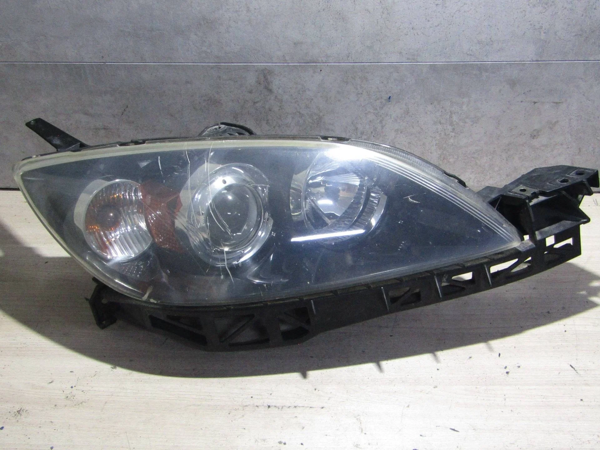 фара правая Mazda 3 BK BK