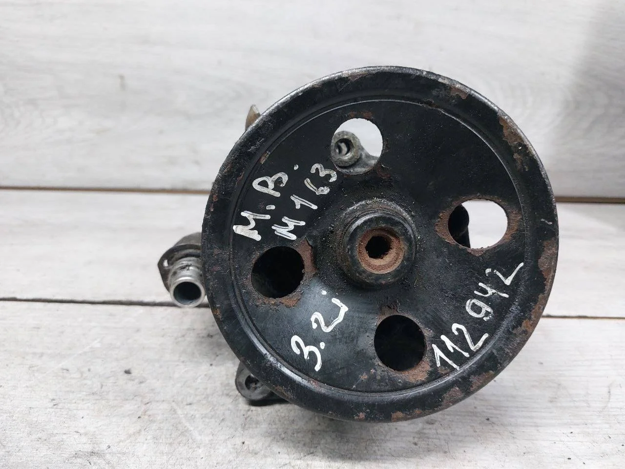 насос гидроусилителя руля Mercedes-Benz M W163