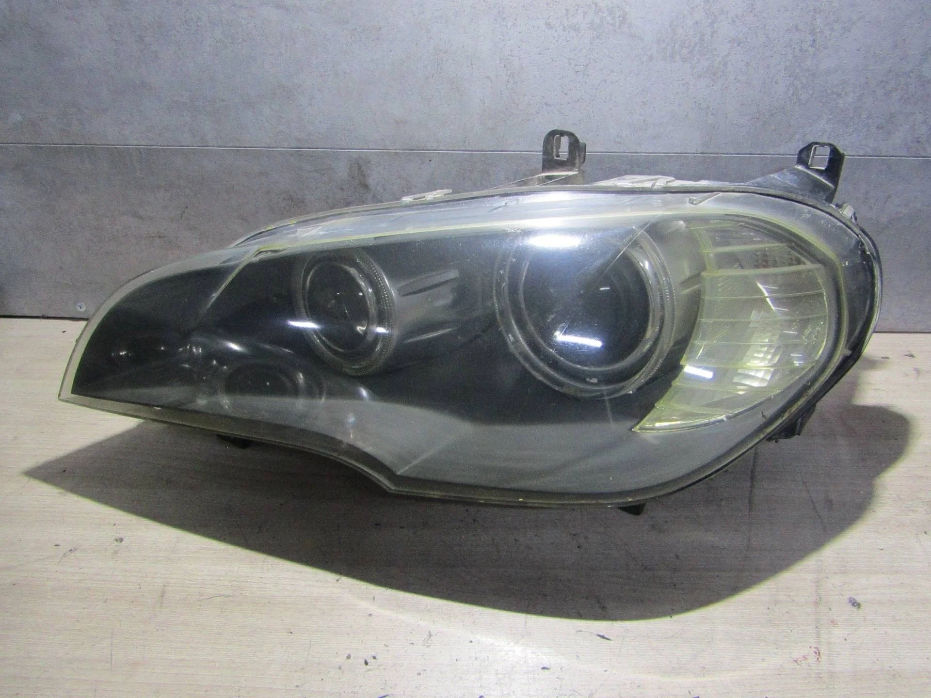 фара левая BMW X5 E70 E70