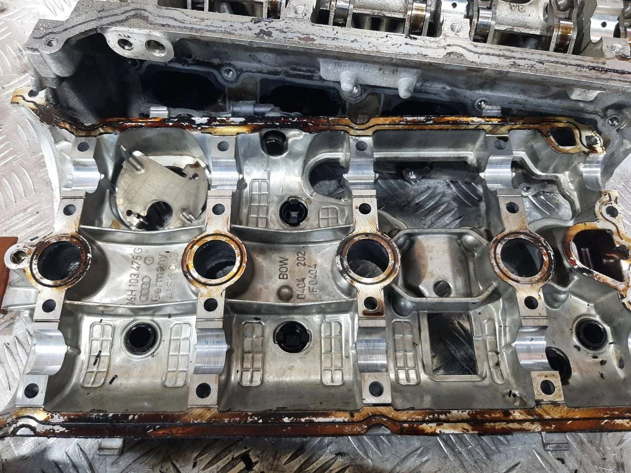 головка блока цилиндров Audi A4 B8/8K