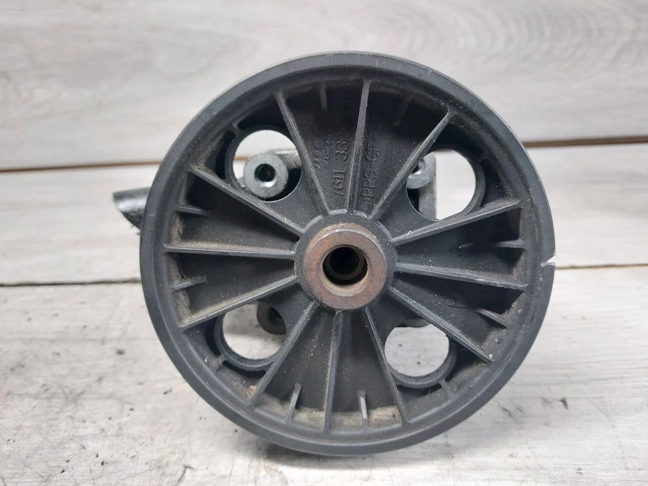 насос гидроусилителя руля Volvo XC90