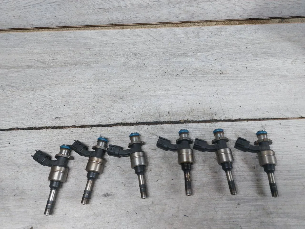 форсунка топливная Cadillac SRX 2