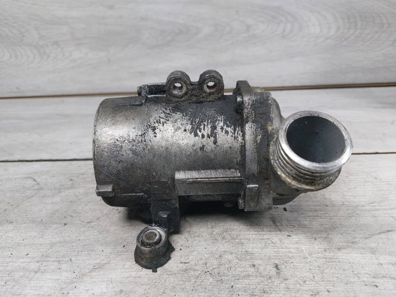 водяная помпа BMW 3 E90/E91/E92/E93