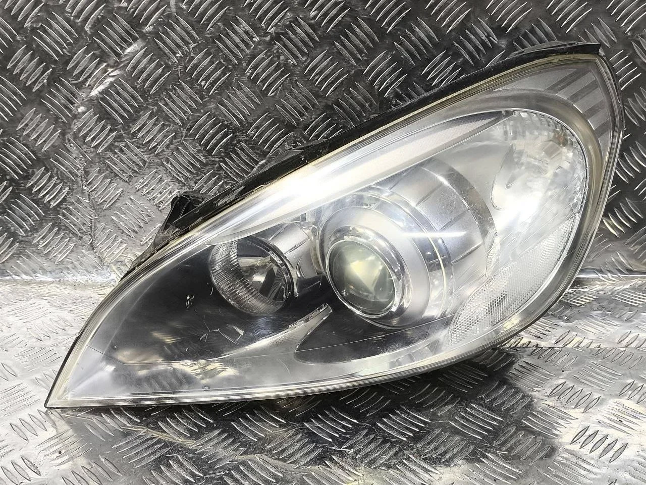 фара левая Volvo S60 2