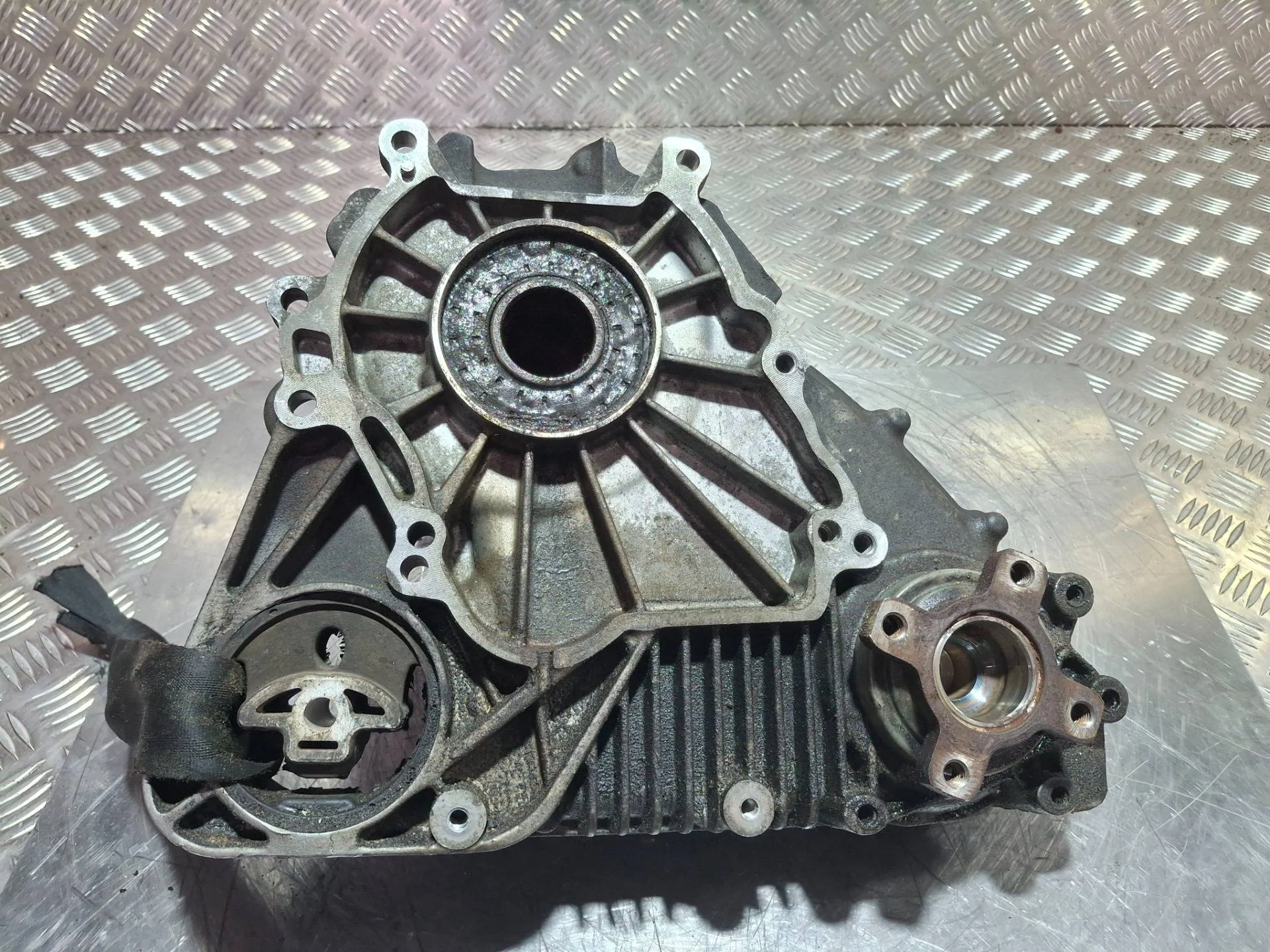 раздаточная коробка BMW X3 E83