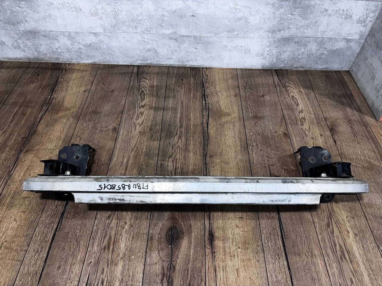 усилитель переднего бампера Audi Q7 4L