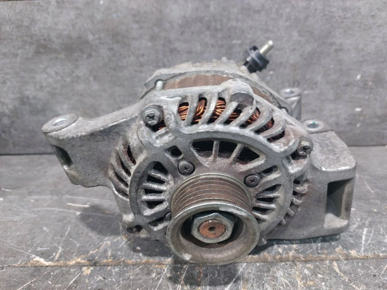 генератор Mazda 3 BL BL