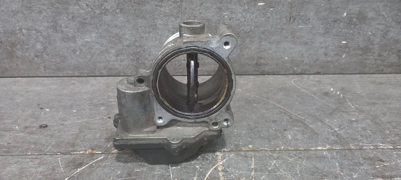 дроссельная заслонка Audi Q7 4L