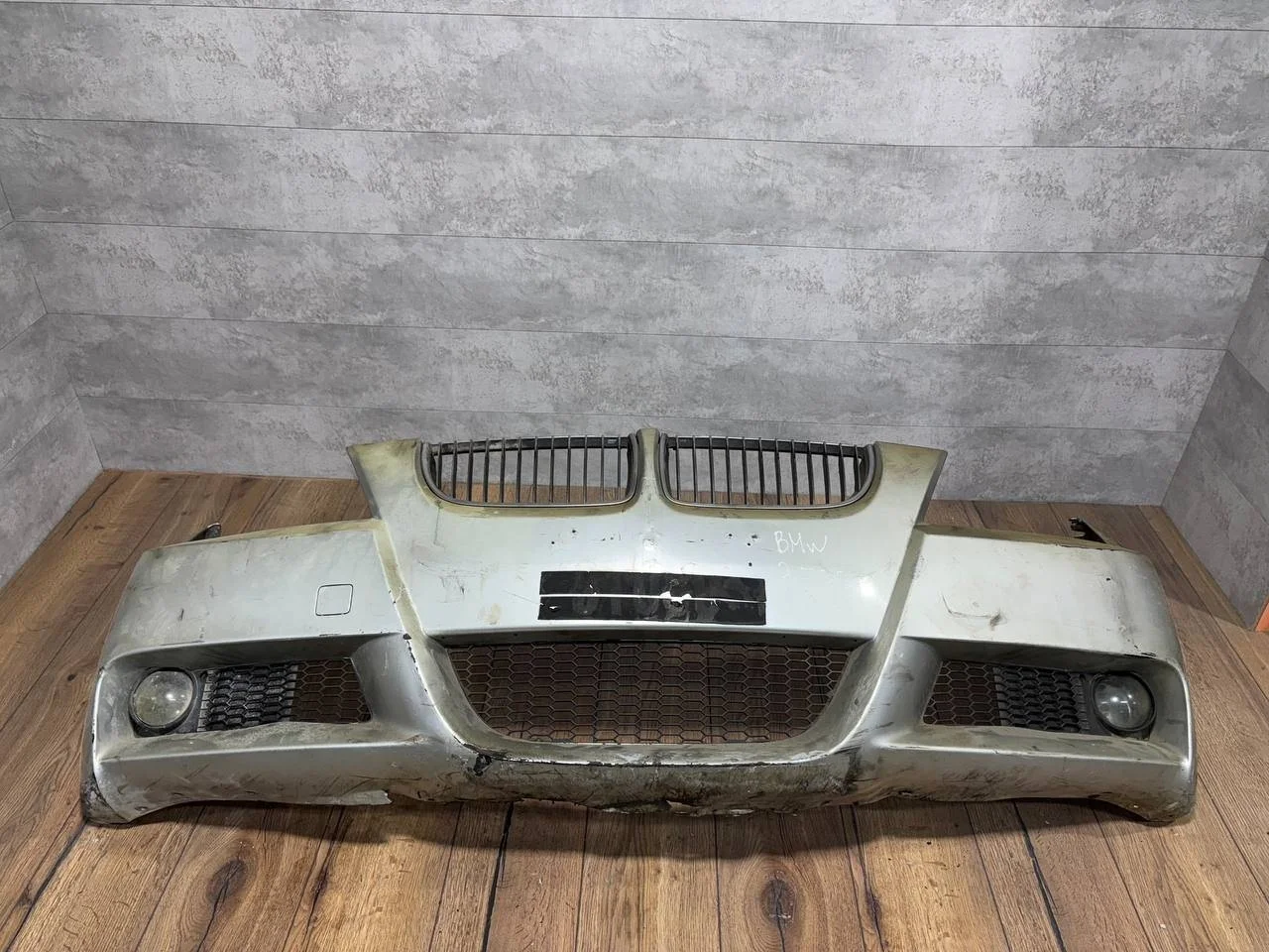 бампер передний BMW 3 E90/E91/E92/E93 E90  Серебро