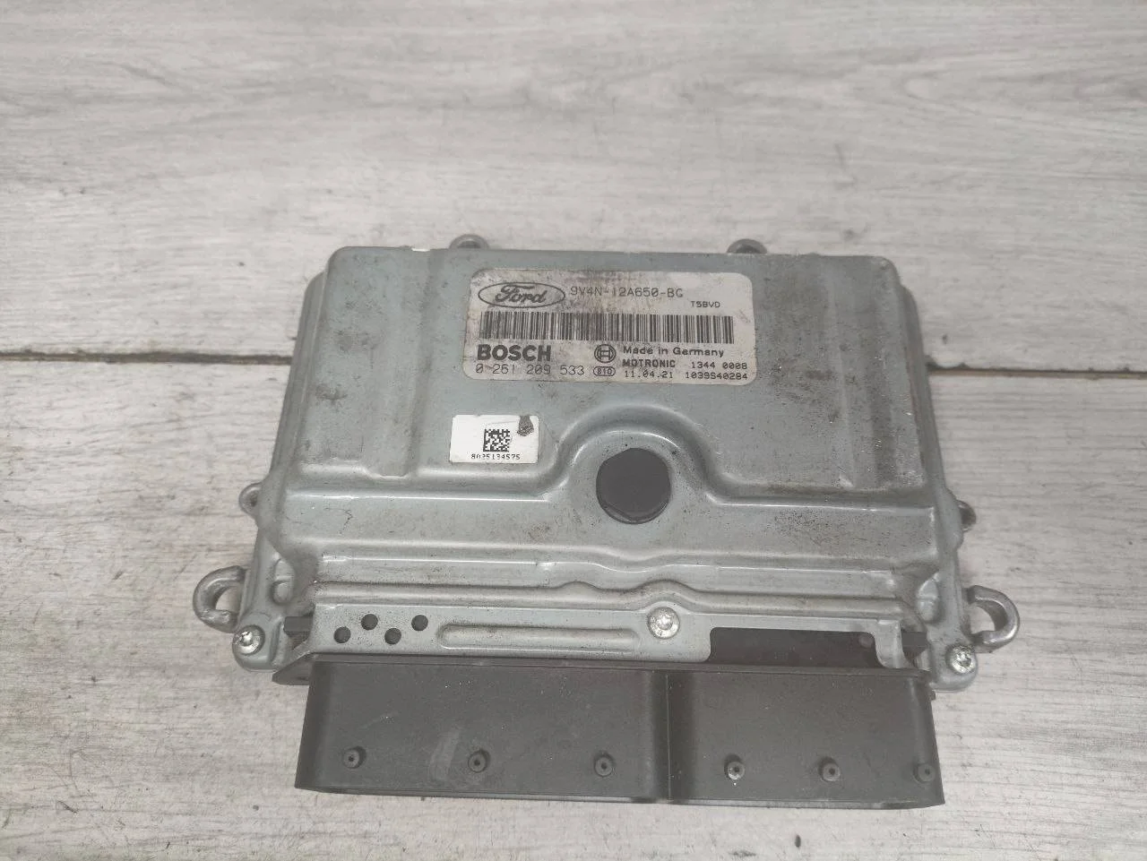 блок управления двигателем Ford Kuga