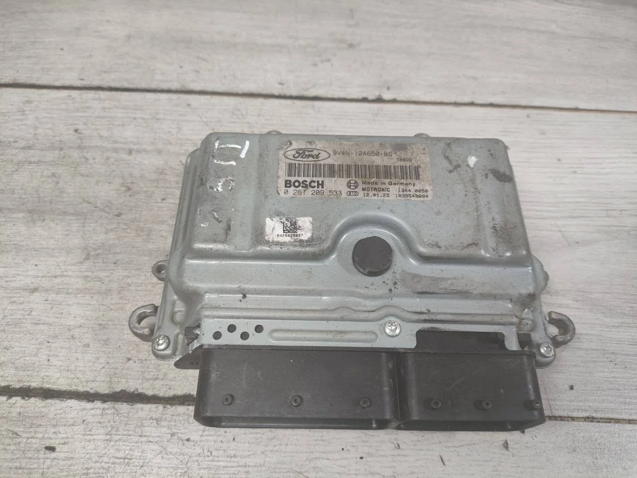 блок управления двигателем Ford Kuga