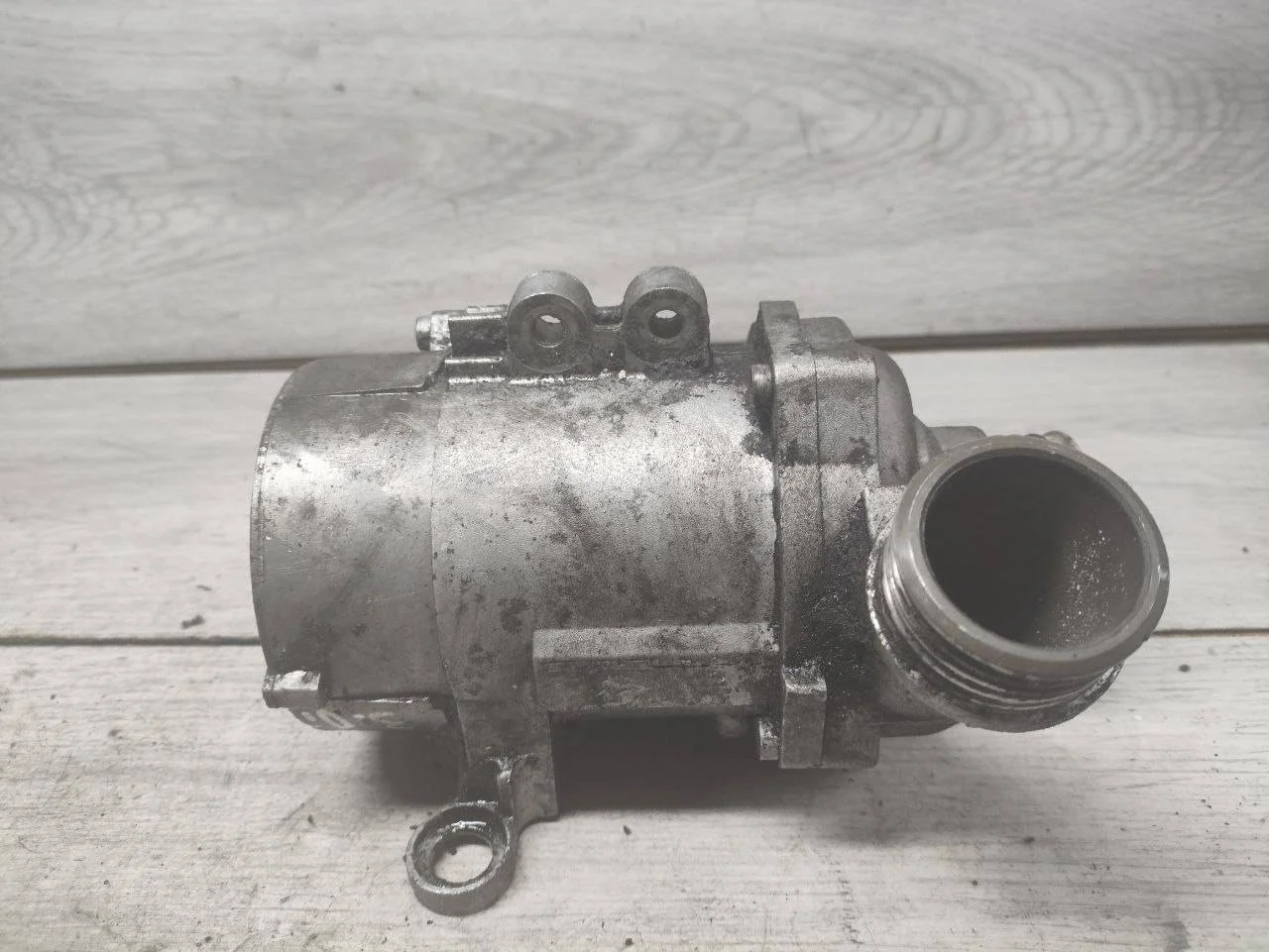 водяная помпа BMW 3 E90/E91/E92/E93