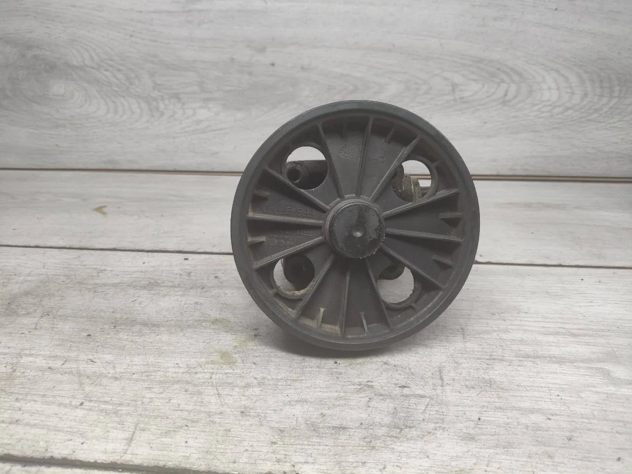 насос гидроусилителя руля Volvo XC90