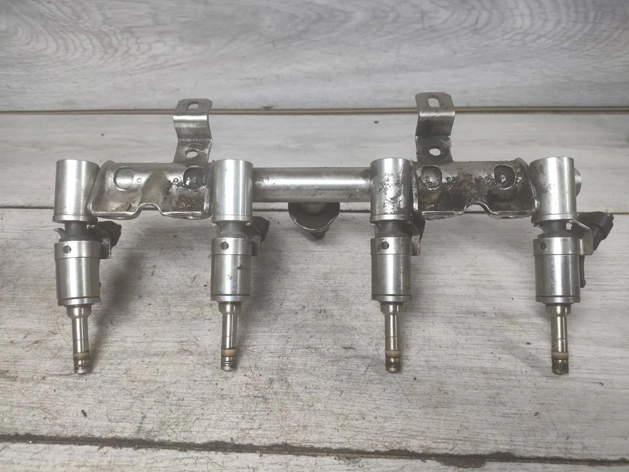 форсунка топливная Peugeot 308 T7