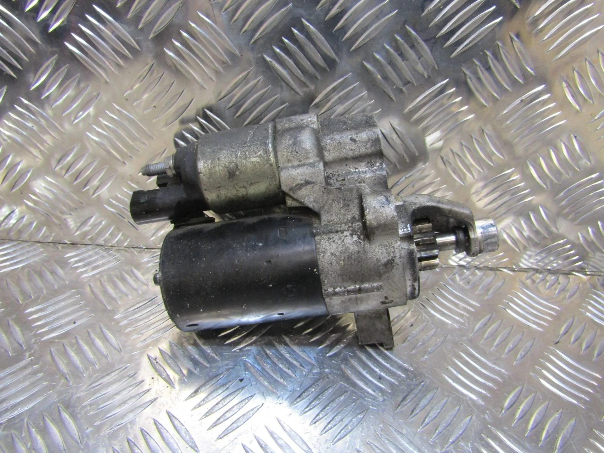 стартер Audi A4 B8/8K