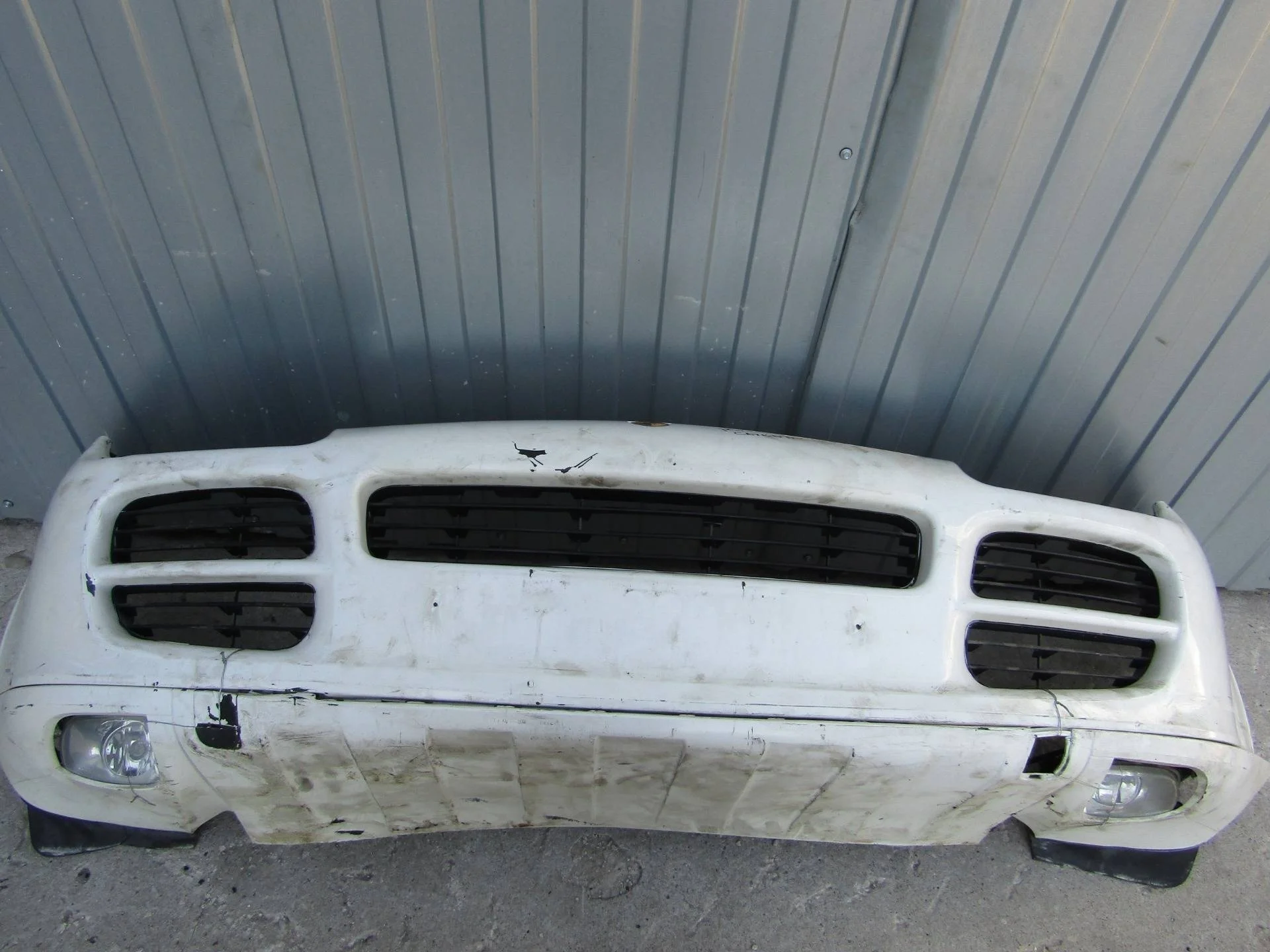 бампер передний Porsche Cayenne 955   белый