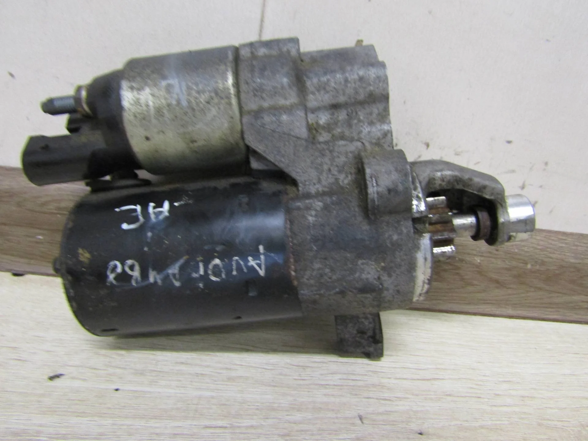 стартер Audi A4 B8/8K