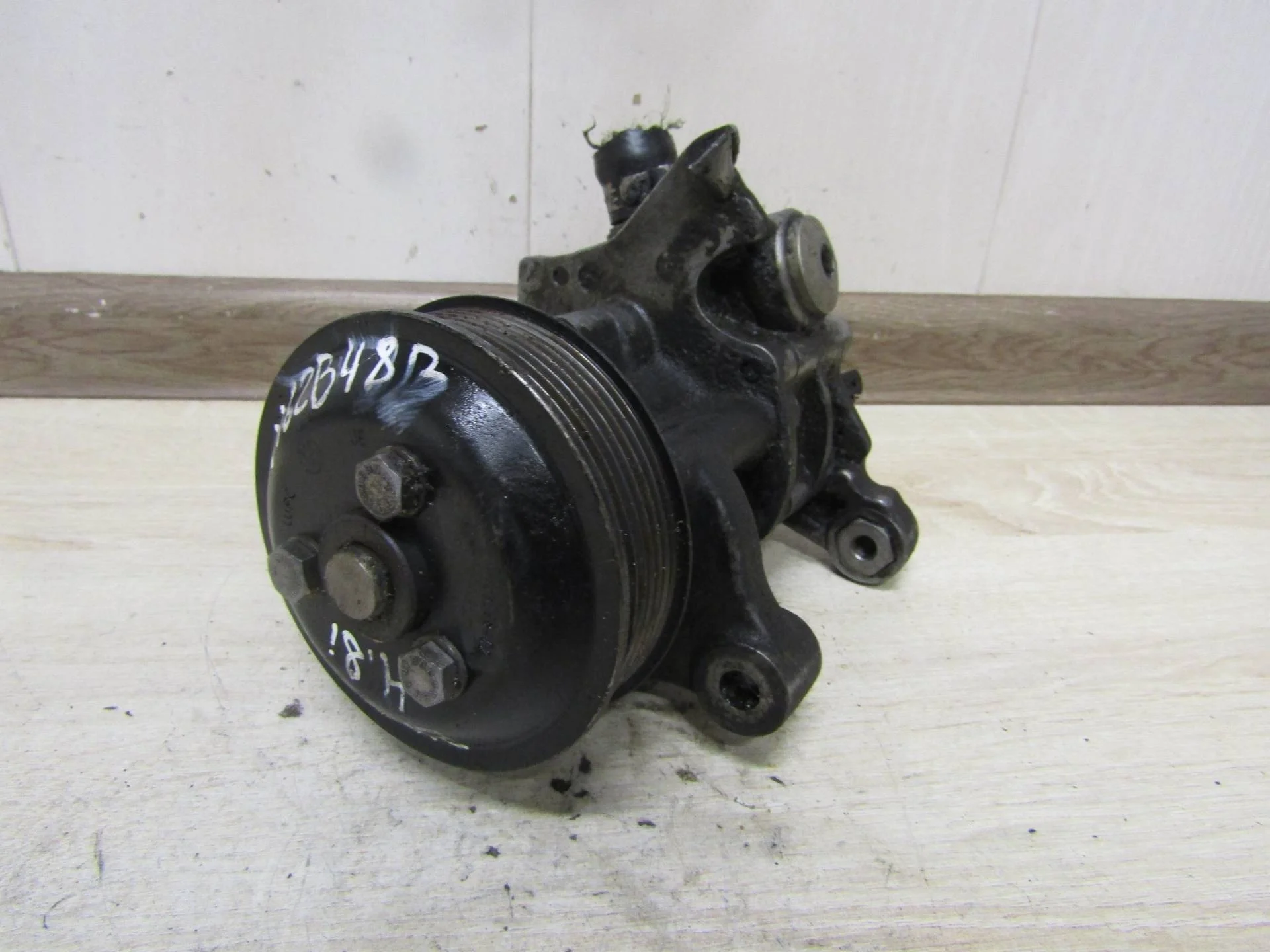 насос гидроусилителя руля BMW X5 E70