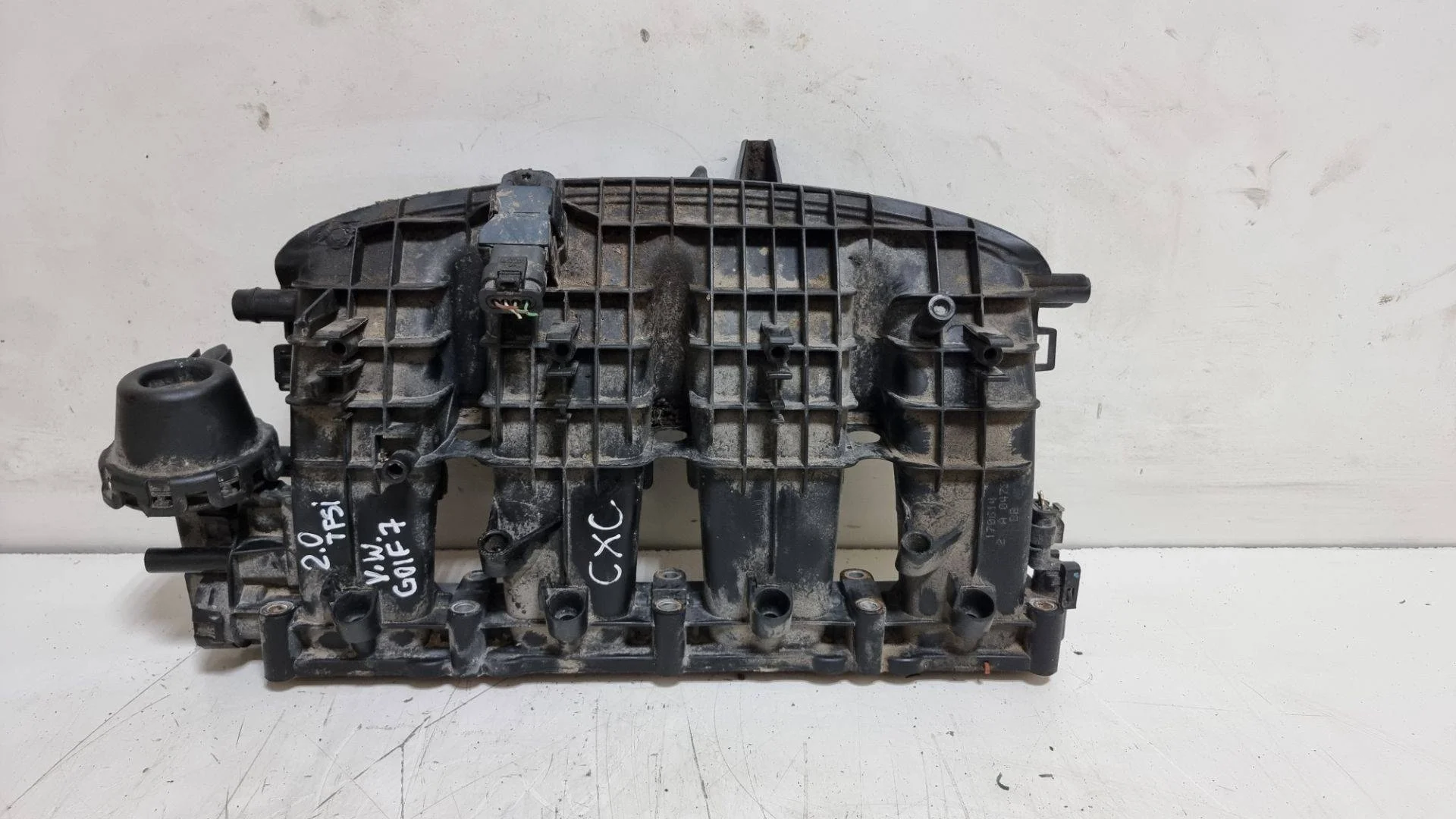 впускной коллектор Volkswagen Golf 7