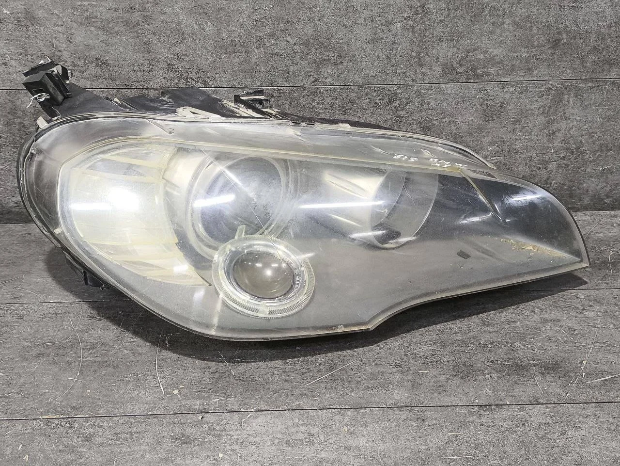 фара правая BMW X5 E70