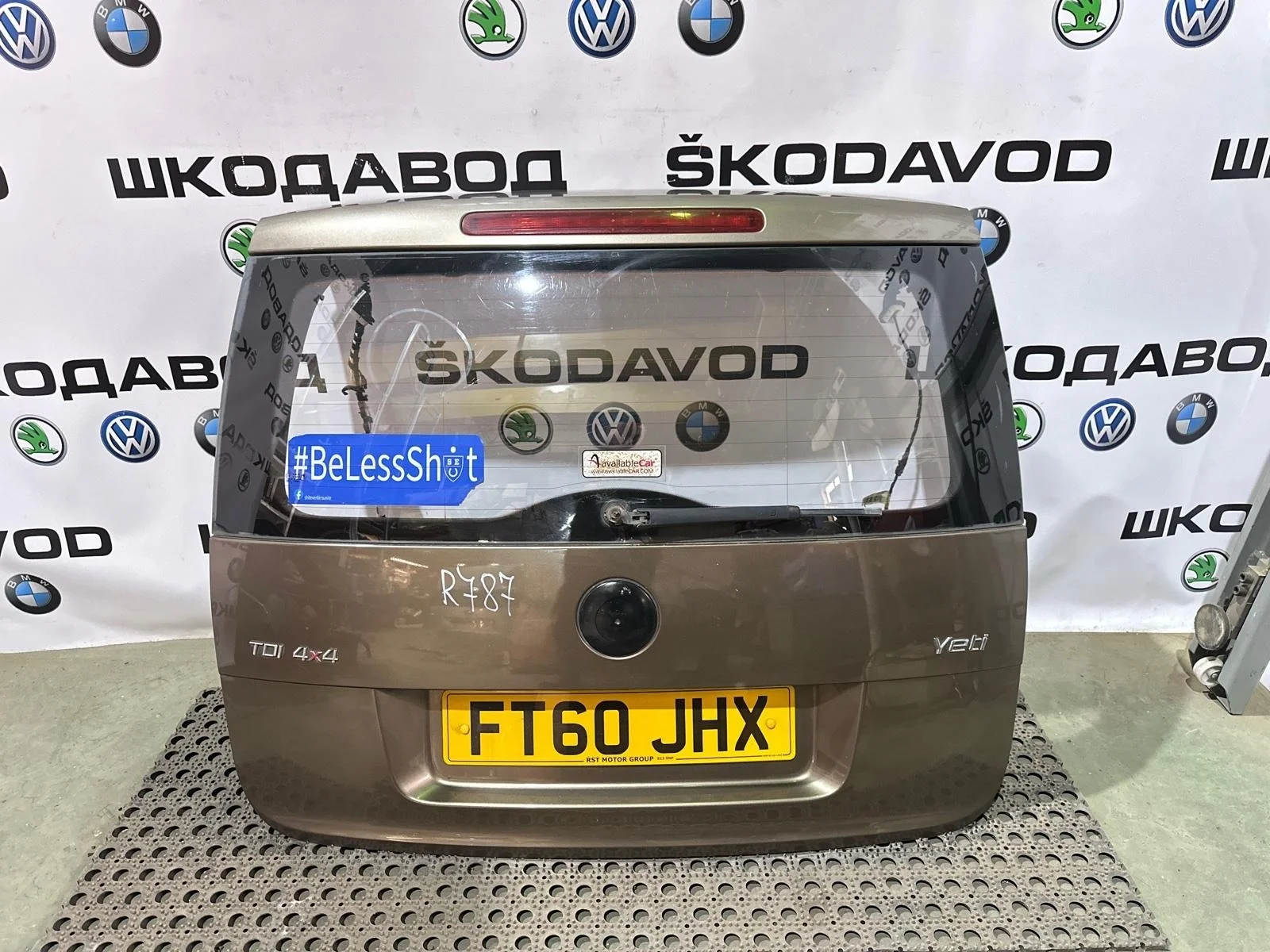 Крышка багажника Skoda Yeti 2010 5L6827025D 5L 2.0 CFHF