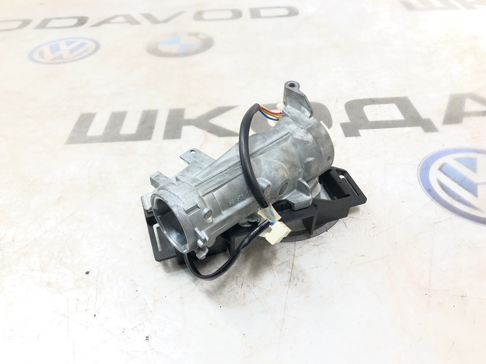 Контактная группа замка зажигания Skoda Octavia 2012 5K0905865 A5 (1Z)