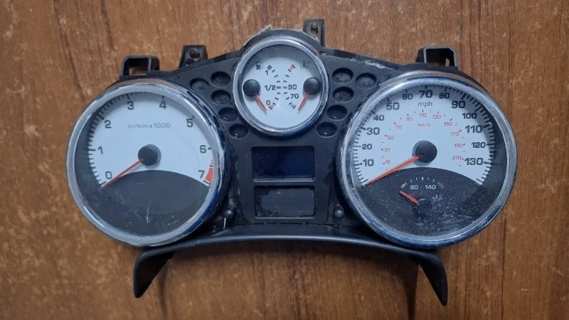 Панель приборов Peugeot 207 2006-2014 9662904280