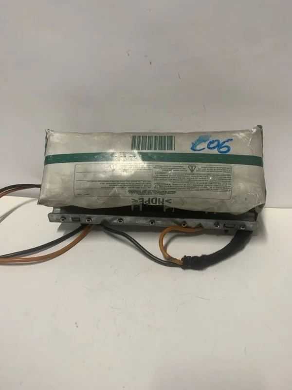 Подушка безопасности пассажира Peugeot 206 2002-2009 9642928880