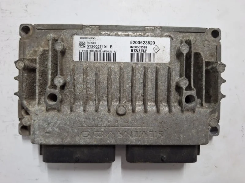 Блок управления АКПП Renault Scenic 2003-2009 8200623620 2
