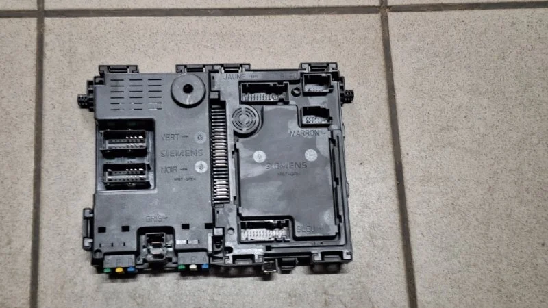 Блок комфорта Peugeot 206 1998-2012 9626460880