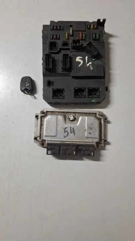 Комплект мозгов Citroen C3 2002-2009 9626460880