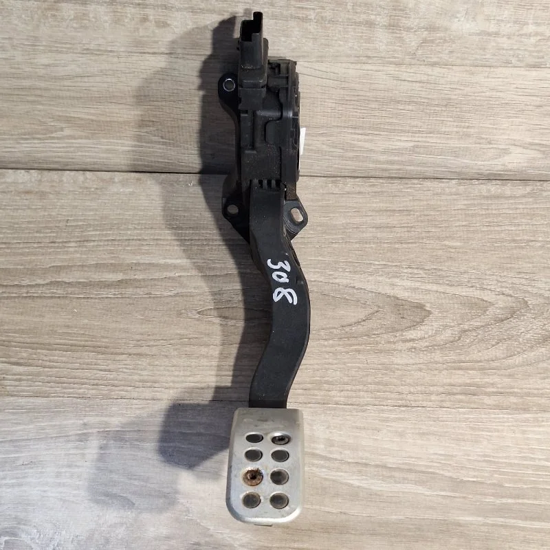 Педаль газа Citroen C-Elysee 2012-2019 9671433880