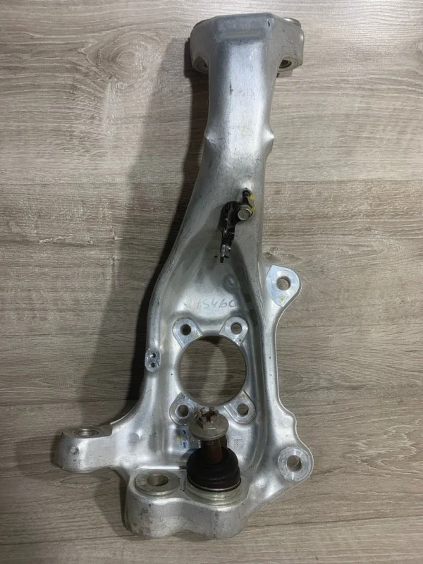 Кулак поворотный Lexus Ls 2016 4320150040 USF45 1UR-FE, передний правый