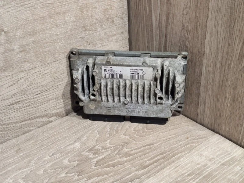 Блок управления АКПП Renault Megane 2002-2010 8200623620 2