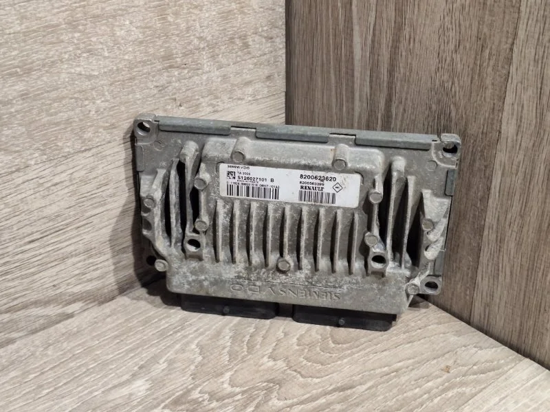 Блок управления АКПП Renault Megane 2002-2010 8200623620 2