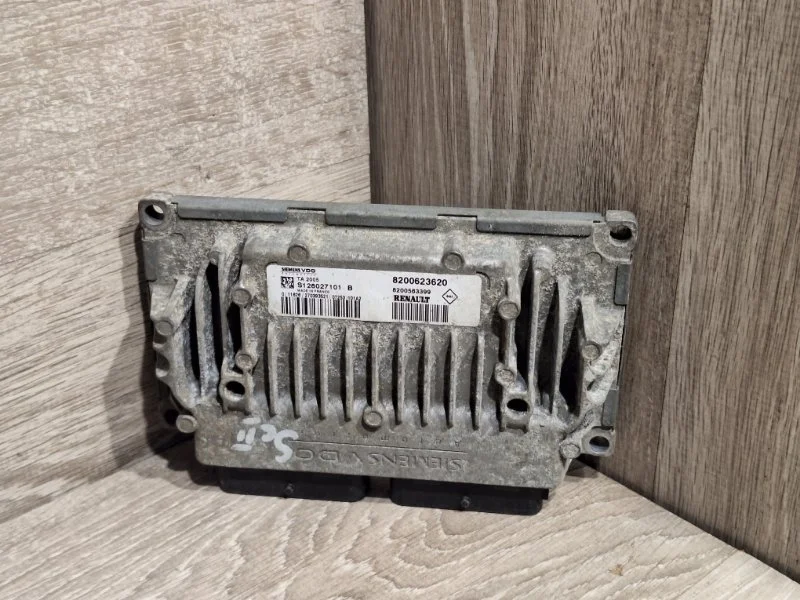 Блок управления АКПП Renault Scenic 2002-2010 8200623620 2