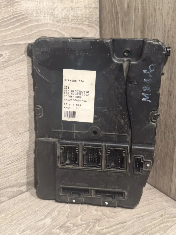 Блок комфорта Renault Scenic 2002-2010 8200309690 2