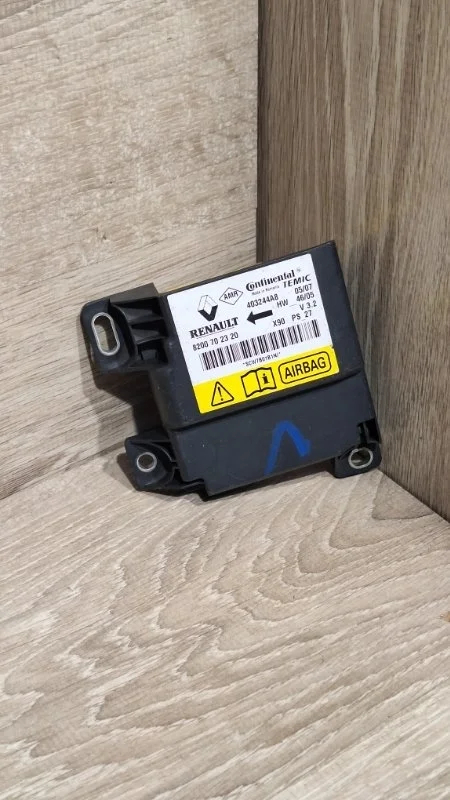 Блок управления SRS Renault Logan 2004-2014 8200702320 1