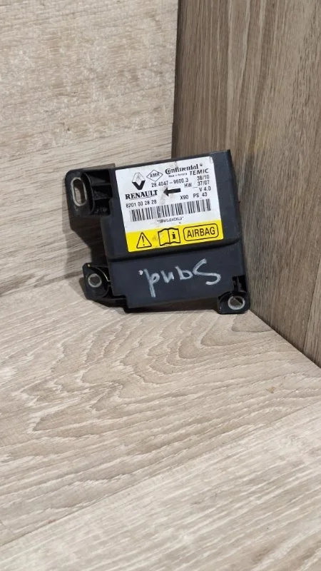 Блок управления SRS Renault Sandero 2004-2014 8201002828 1