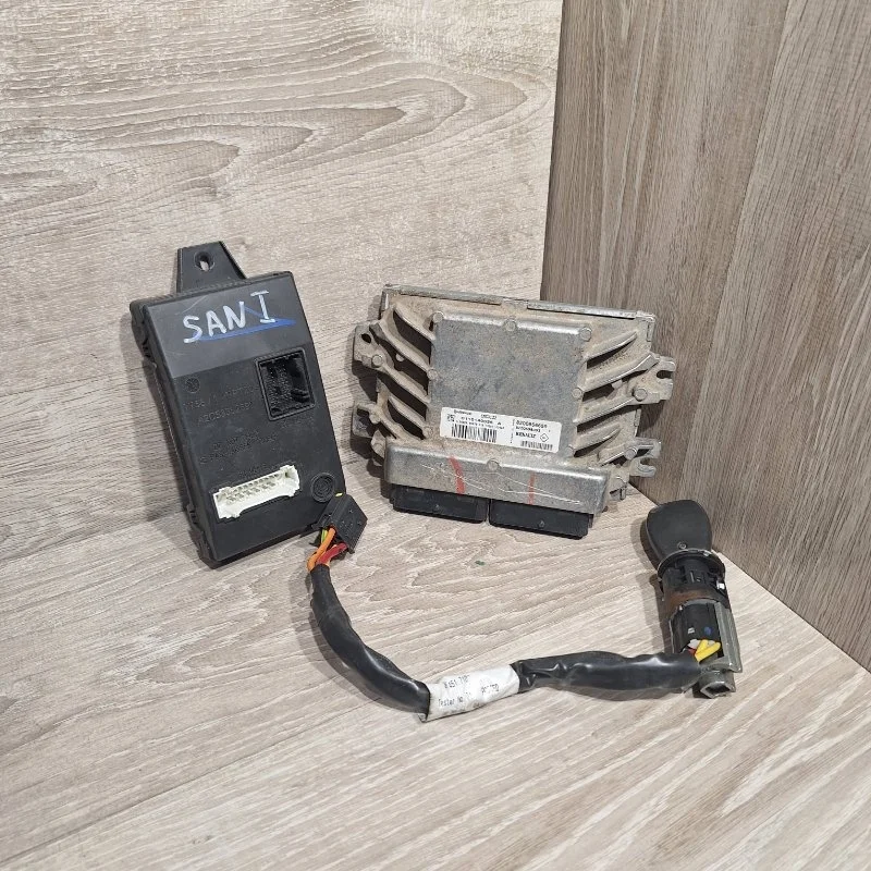 Комплект управления двигателем Renault Logan 2004-2014 8200856659 1