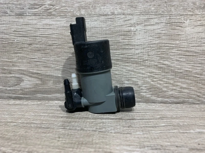 Моторчик бачка омывателя Renault Logan 2008-2014 8200031805 СЕДАН