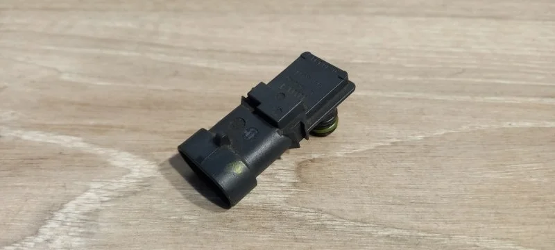 Датчик абсолютного давления Renault Logan 2013-2018 7700274294 2